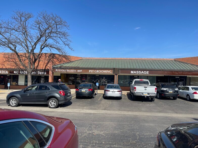 More Photos Of 12020-12114 W 87th St Pky, Lenexa Unknown For Lease