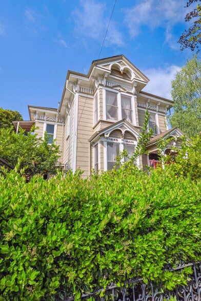 More Photos Of 1645 Main St, Napa Apartments For Sale