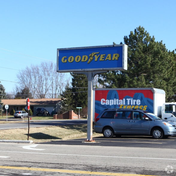 More Photos Of 809 Refugee Rd, Pickerington Auto Repair For Sale
