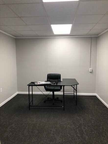 More Photos Of 507 New Bridge St, Jacksonville Office For Lease