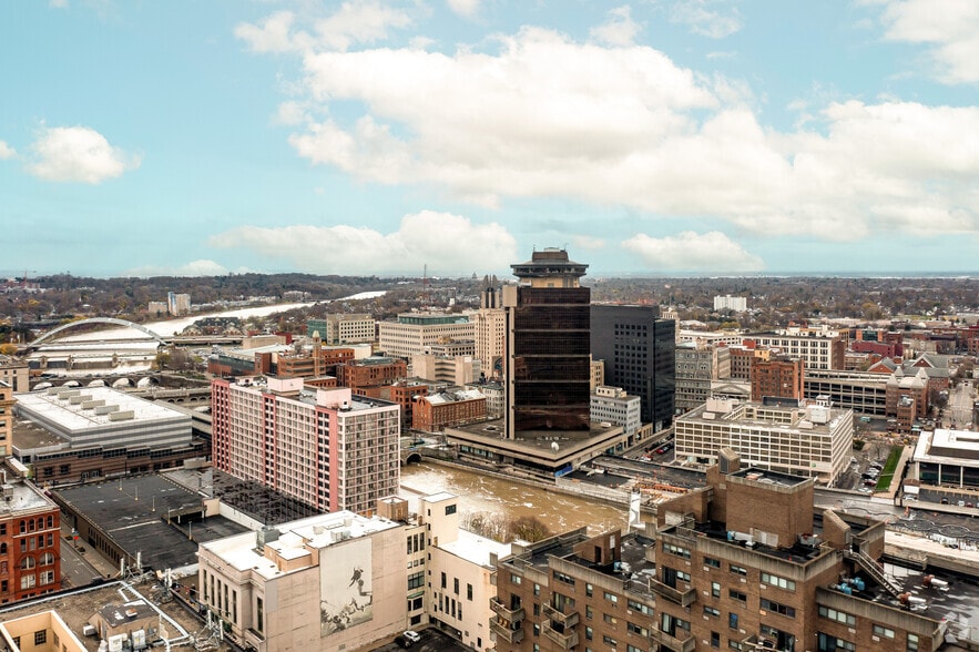 More Photos Of 26-28 E Main St, Rochester Office Residential For Lease