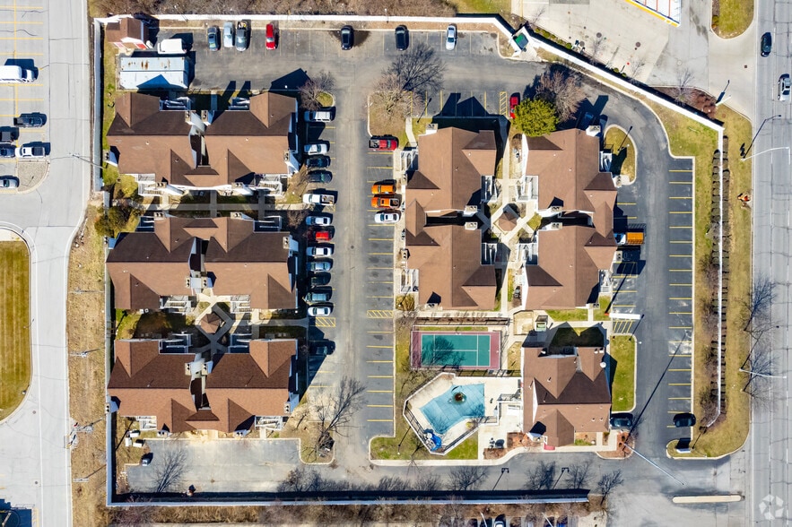 More Photos Of 4919 Lima Rd, Fort Wayne Hotel For Sale