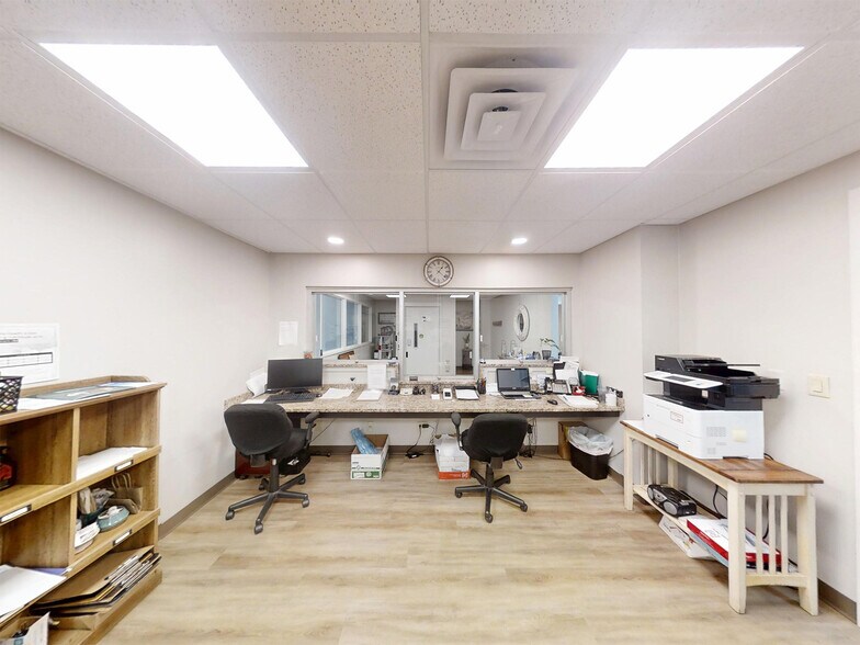 More Photos Of 3250 W Lake Rd, Erie Office For Sale