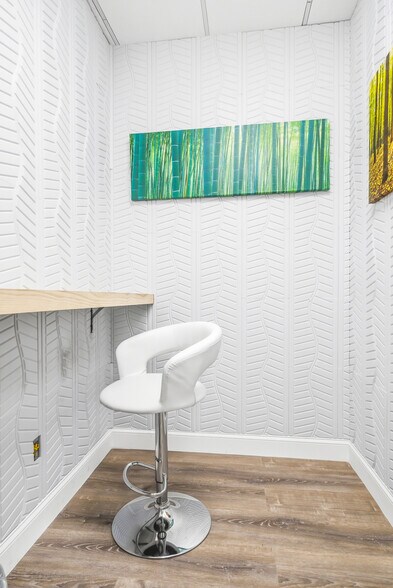 More Photos Of 1690 S Congress Ave, Delray Beach Coworking Space