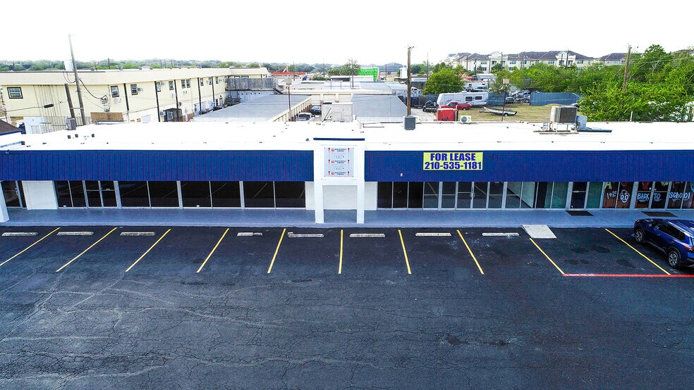 More Photos Of 4801-4809 Lakebend West Dr, San Antonio Freestanding For Sale