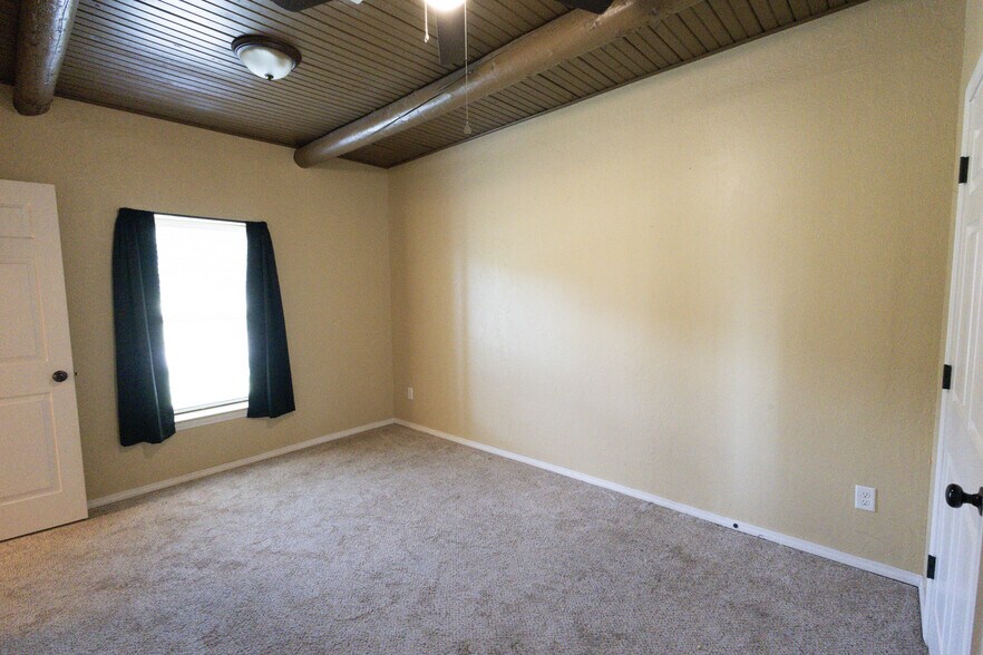 More Photos Of 19857 State Highway 49, Medicine Park Self Storage For Sale