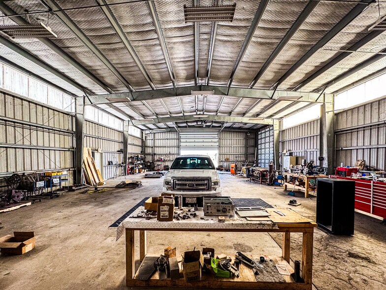 More Photos Of 5821 Agnes St, Corpus Christi Service For Sale