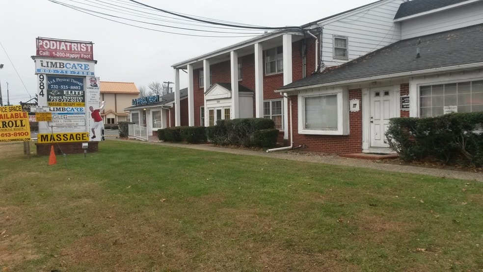 More Photos Of 984 US Highway 9, Parlin Office For Sale