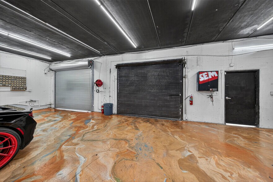 More Photos Of 1090 S 56th Ave, Hollywood Auto Repair For Sale