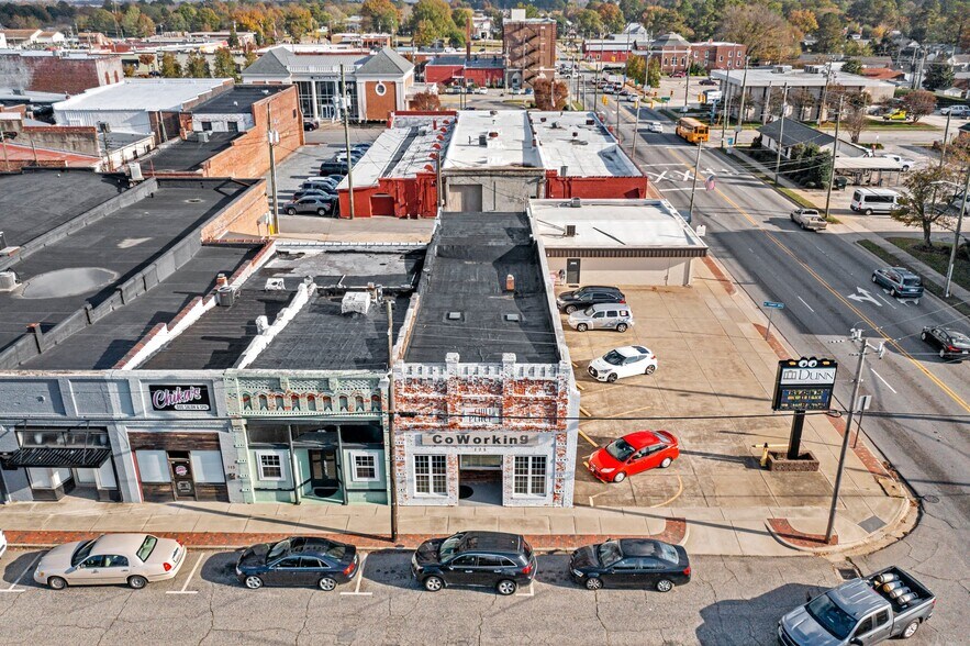 More Photos Of 123 S Railroad Ave, Dunn General Retail For Sale