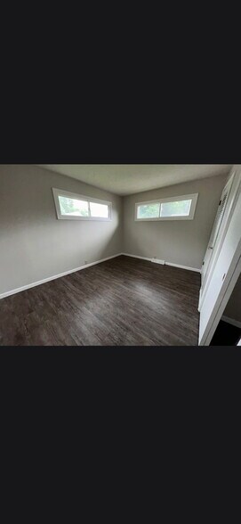 More Photos Of 315 10th St, Tell City Apartments For Sale