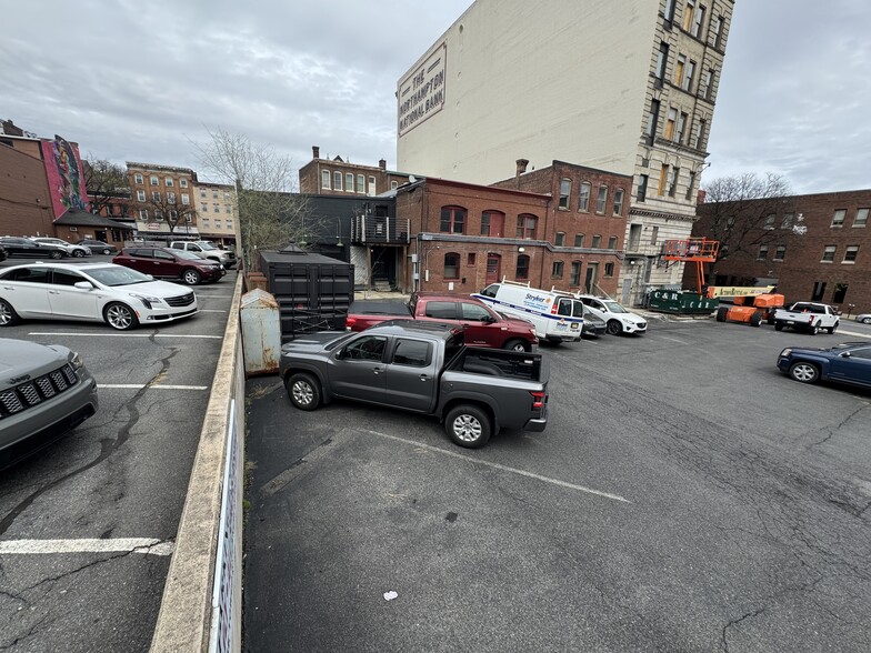 More Photos Of 414 Northampton St, Easton Restaurant For Lease