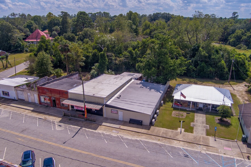 Primary Photo Of 52 Main St, Barwick Light Manufacturing For Sale