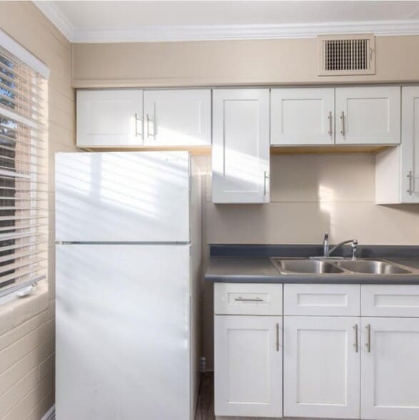 More Photos Of 2301 W Hayward Ave, Phoenix Apartments For Sale