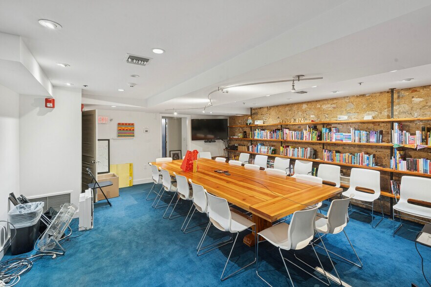 More Photos Of 215 Church St, Philadelphia Office Residential For Sale