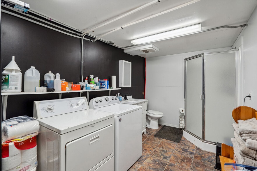 More Photos Of 83 Sweebee Ln, Columbia Falls Multifamily For Sale