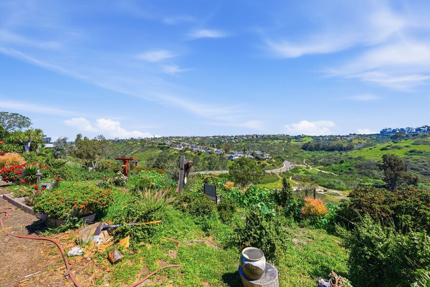 More Photos Of 1355 Rainbow Ridge Ln, Encinitas Land For Sale