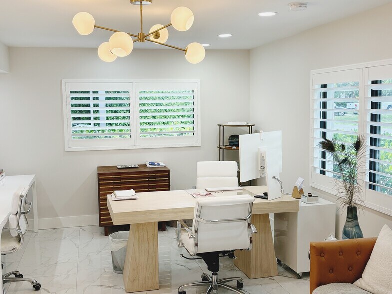 More Photos Of 301 SW 7th St, Fort Lauderdale Office For Sale