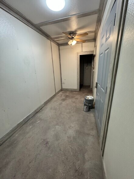 More Photos Of 2641 N 3650th Rd, Sheridan Industrial For Lease