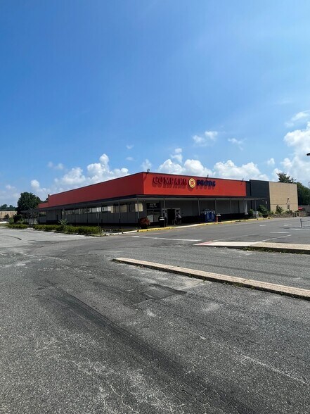 More Photos Of 22 W Landis Ave, Vineland Unknown For Lease