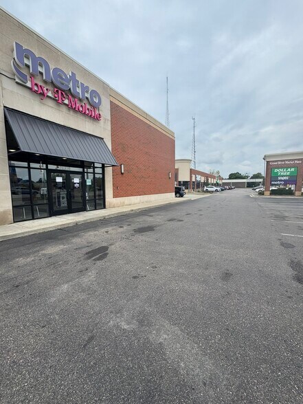 More Photos Of 21310 Grand River Ave, Detroit Unknown For Lease