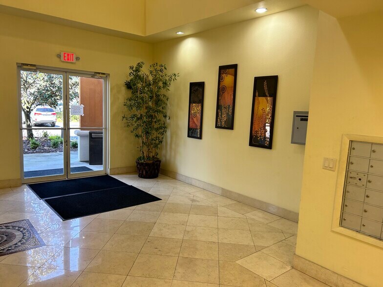 More Photos Of 1073 Willa Springs Dr, Winter Springs Office For Sale
