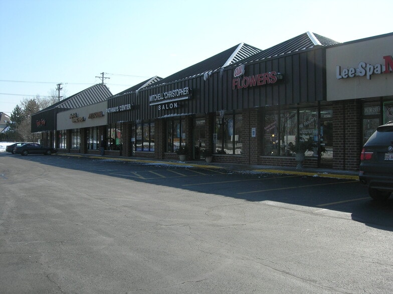 More Photos Of 26W225 Geneva Rd, Wheaton General Retail For Lease