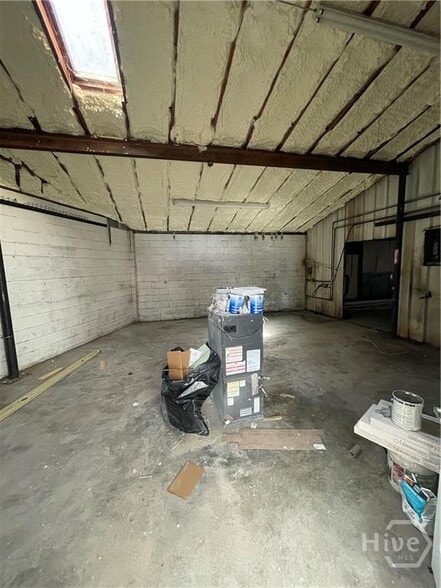 More Photos Of 2309 Skidaway Rd, Savannah Storefront For Lease