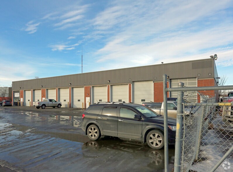 More Photos Of 14840 134th Ave NW, Edmonton Distribution For Sale