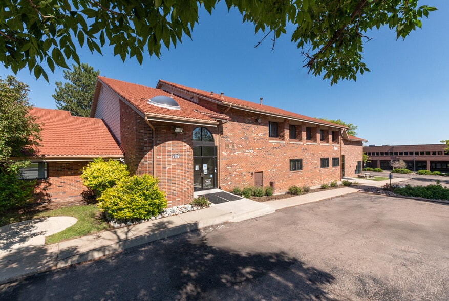 More Photos Of 7899 S Lincoln Ct, Littleton Office For Lease