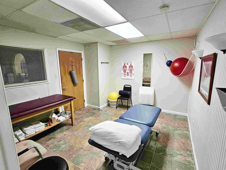 More Photos Of 1006 Broad, Oriental Rehabilitation Center For Sale