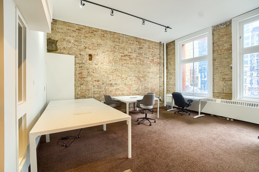 More Photos Of 45-55 Colborne St, Toronto Office For Lease