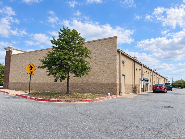 More Photos Of 3517 Victory Dr, Columbus General Retail For Lease