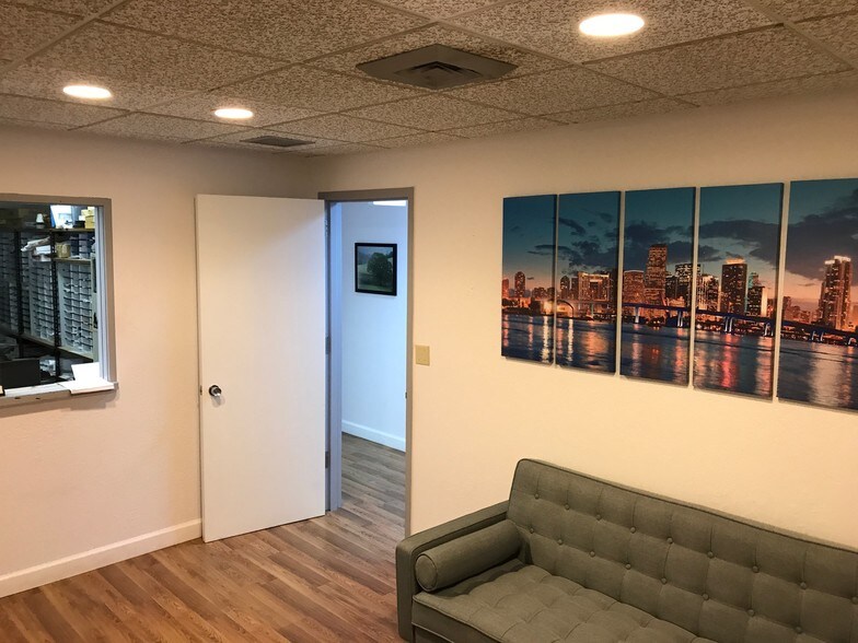 More Photos Of 700 E Dania Bch Blvd, Dania Office For Lease