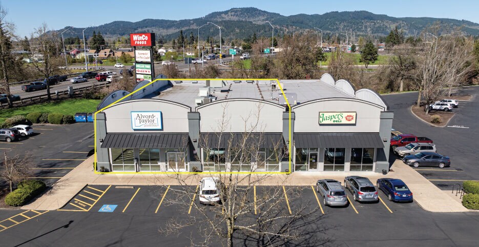 Primary Photo Of 1665-1671 N 18th St, Springfield Storefront For Lease