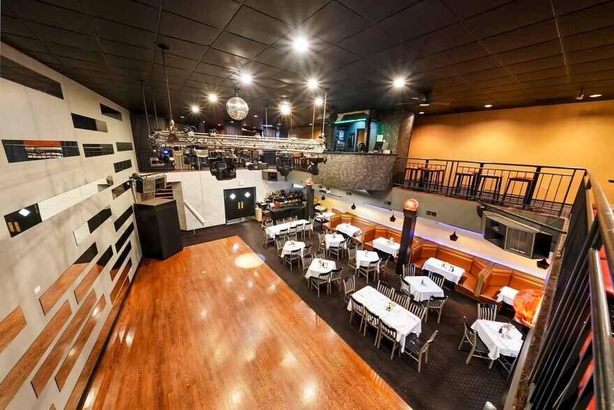 More Photos Of 5772 S Archer Ave, Chicago General Retail For Sale