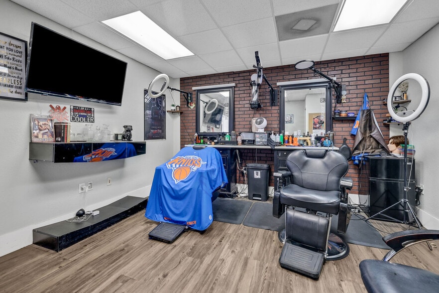 More Photos Of 624 Goodwin St, Jacksonville Office For Sale