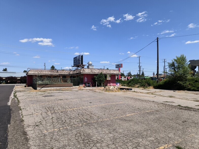 More Photos Of 12722 E Sprague Ave, Spokane Valley Restaurant For Sale