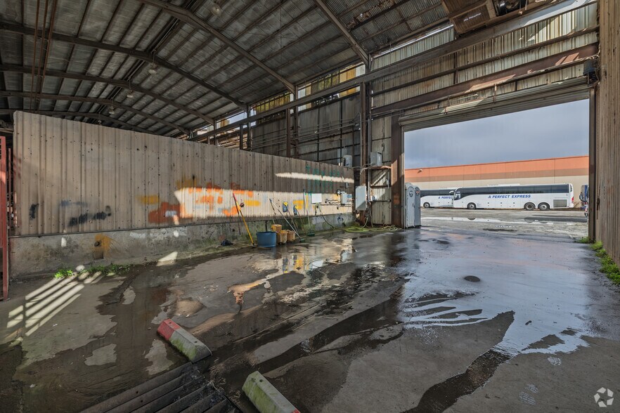 More Photos Of 141 S Maple Ave, South San Francisco Warehouse For Sale