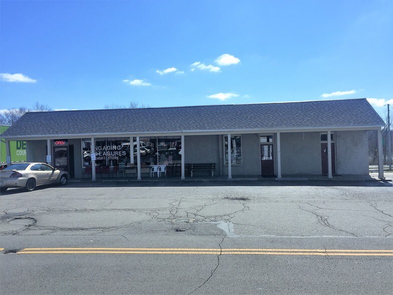 More Photos Of 96 S Marvin Ln, Waynesville Storefront Retail Office For Sale