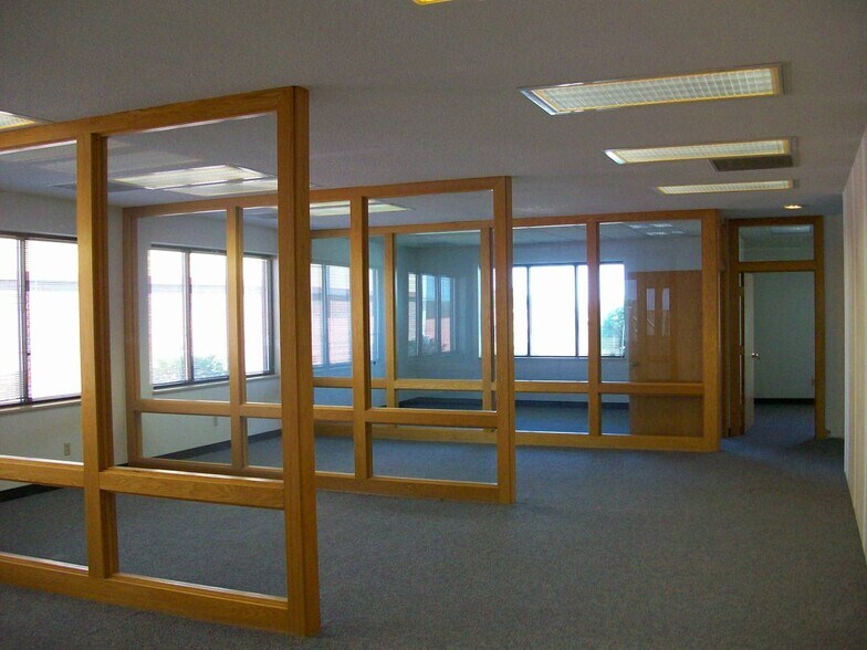 More Photos Of 311 S Main St, O'Fallon Office For Lease