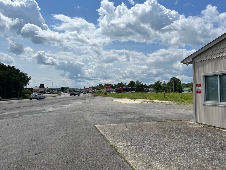 More Photos Of 749 N Derr Dr, Lewisburg Land For Sale