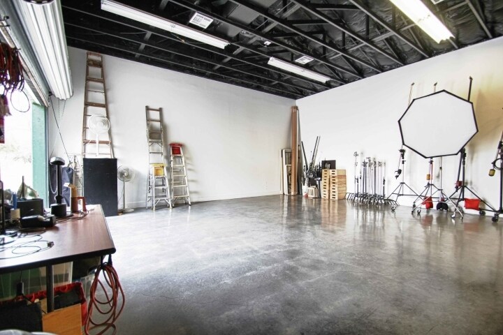 More Photos Of 1308 E 7th St, Austin Office For Lease