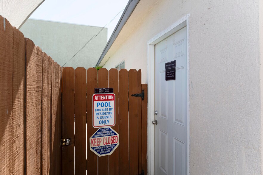 More Photos Of 1814 Grismer Ave, Burbank Apartments For Sale