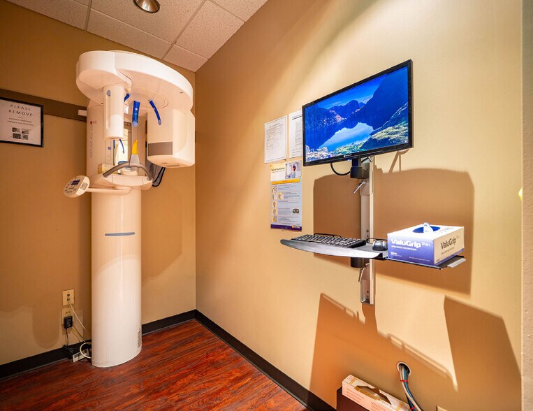 More Photos Of 690 Morrison Rd, Columbus Medical For Sale