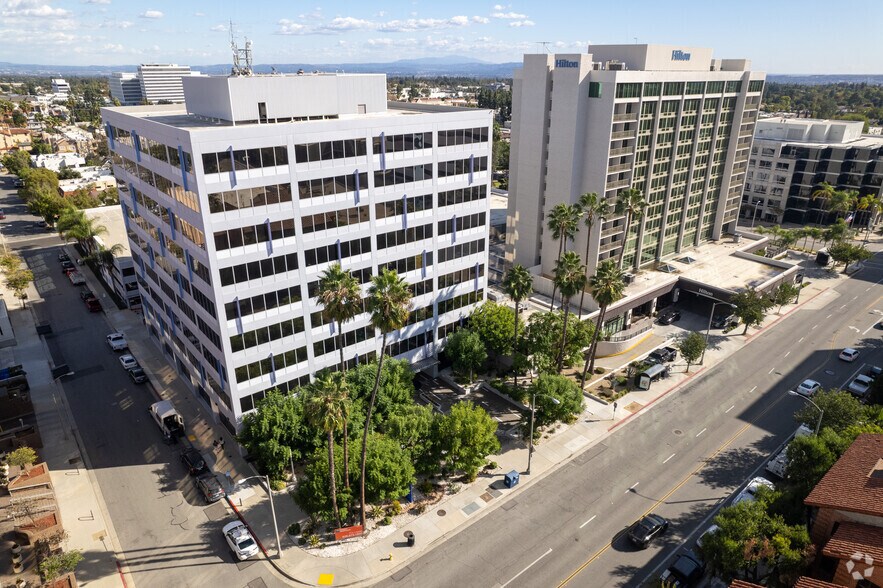 More Photos Of 150 S Los Robles Ave, Pasadena Office For Lease