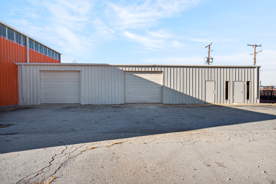 More Photos Of 2716 Judy Ave, Odessa Warehouse For Sale