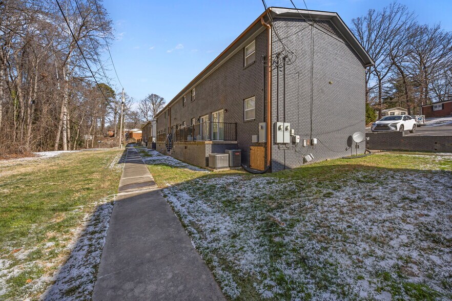 More Photos Of 1422-1450 Nottingham Rd, Kannapolis Apartments For Sale