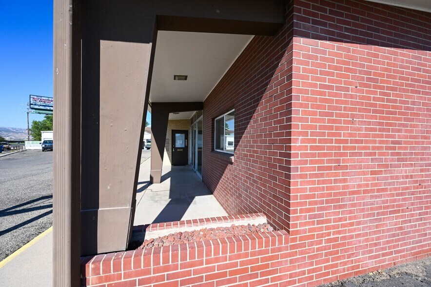 More Photos Of 1700 I 70 Business Loop, Grand Junction Flex For Lease