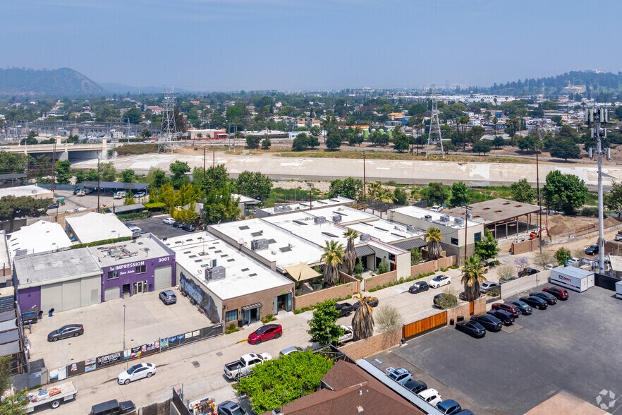 More Photos Of 3013 Gilroy St, Los Angeles Office For Sale